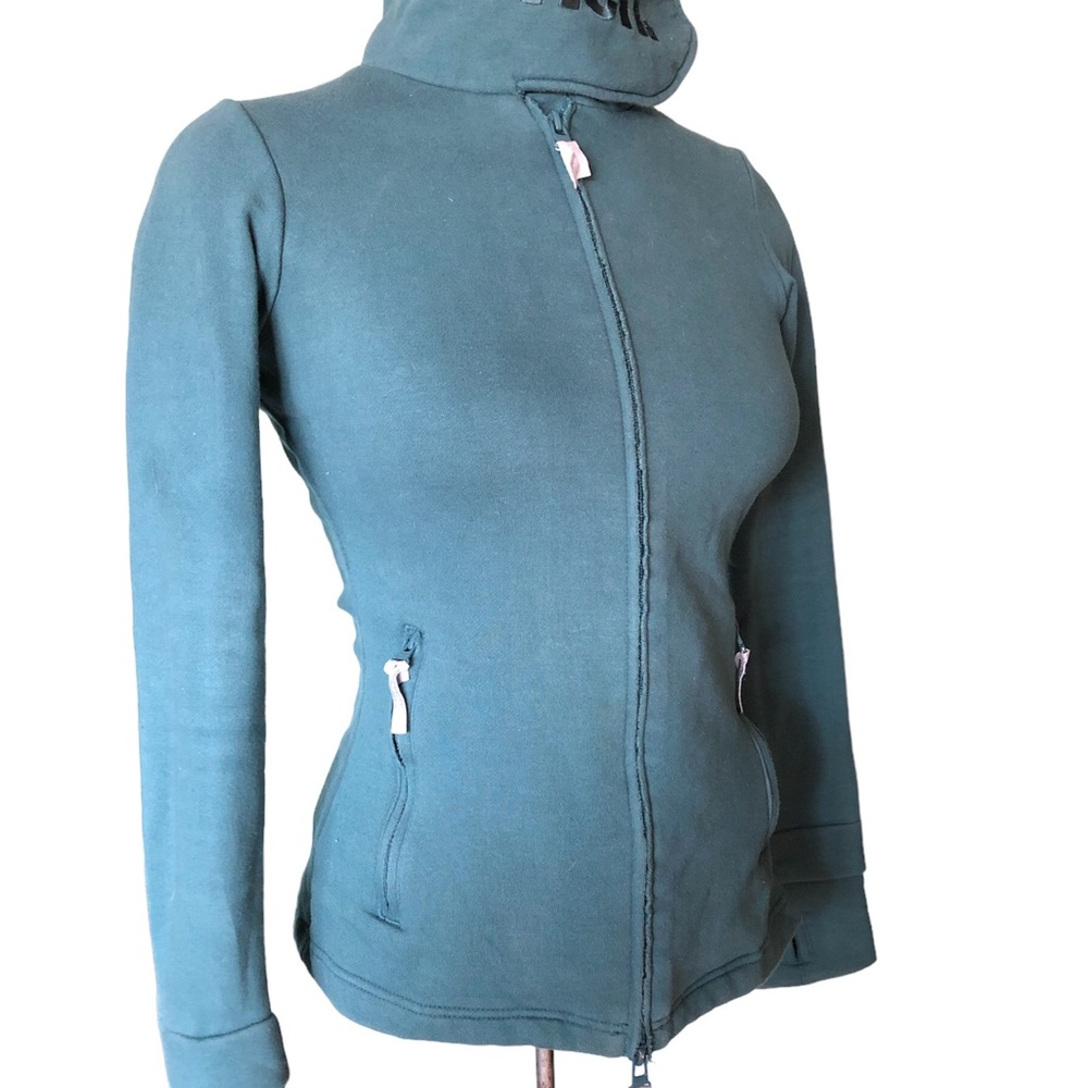 *BENCH* zip sweater
